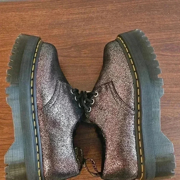 Dr. Martin's 1461 Quad Platform Derby Faux Fur Lined Shimmered Metallic Size 7 - Picture 9 of 13